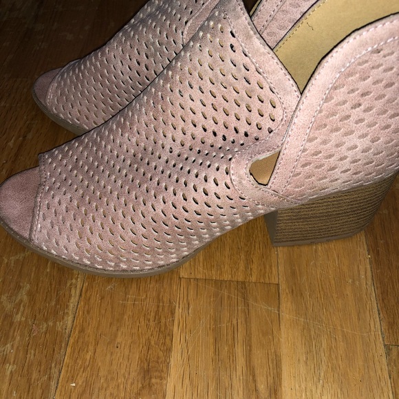 Qupid Shoes - Open-toe booties